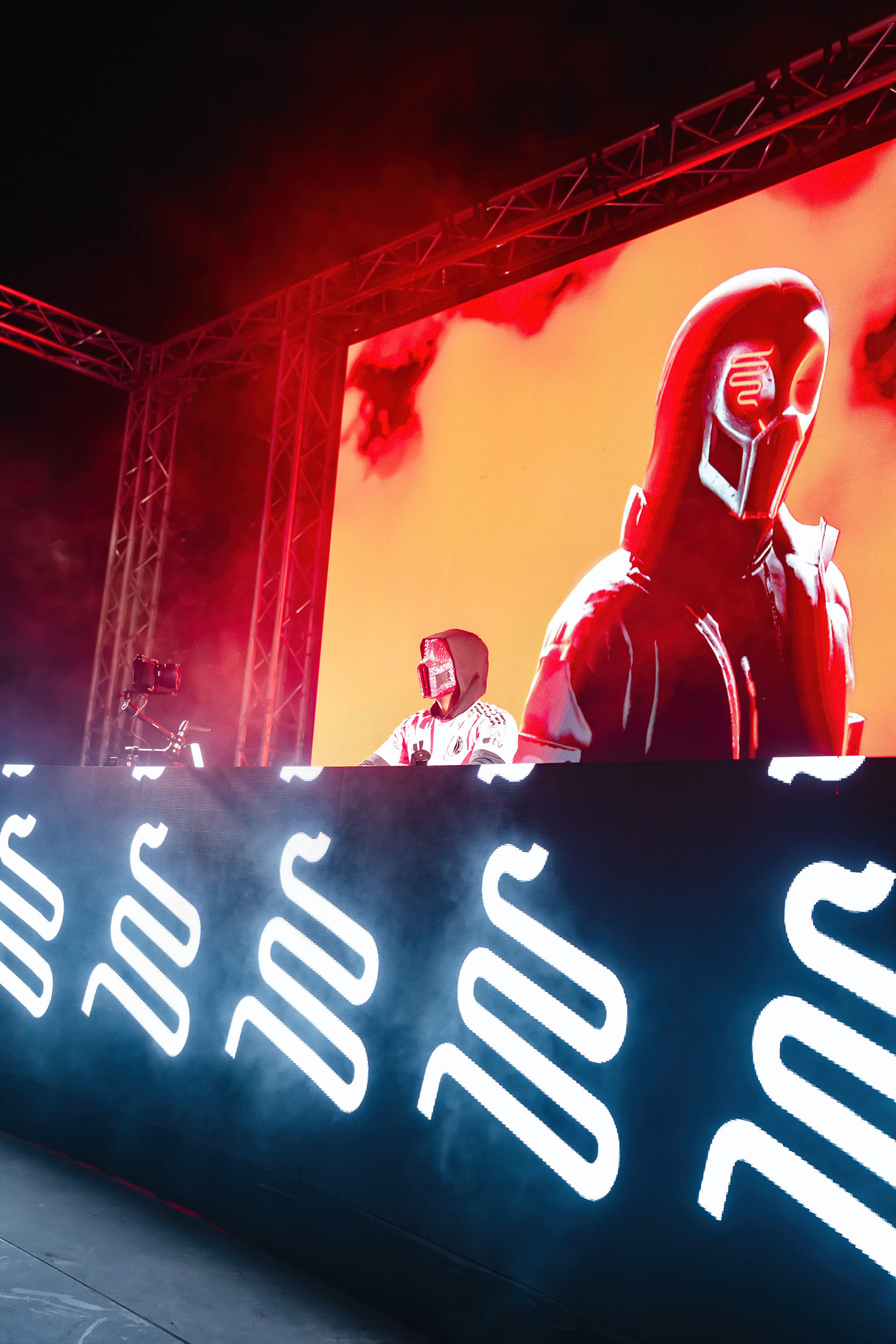Sickick DJing with LED visuals